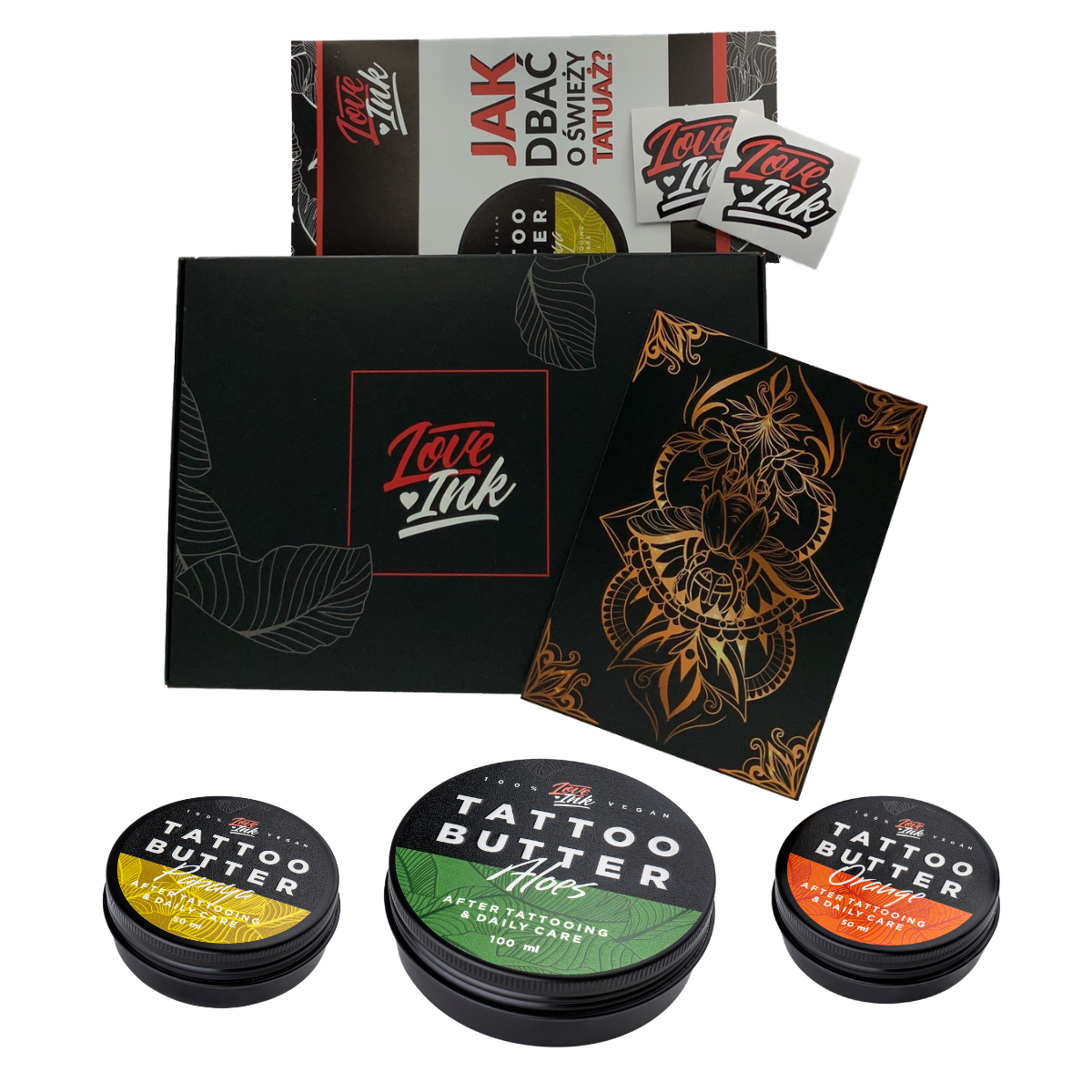 Elegantní dárková sada Tattoo Butter Loveink: žlutá plechovka Tattoo Butter Papaya 50 ml, zelená plechovka Tattoo Butter Aloe 100 ml a oranžová plechovka Tattoo Butter Orange 50 ml v černém balení s červeným a zlatým logem a ozdobnými vzory.